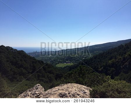 Nature In The Mountains On The Southern Coast Of Crimea. Botkin, Tarakhtashskaya, Miskhorskaya Trail