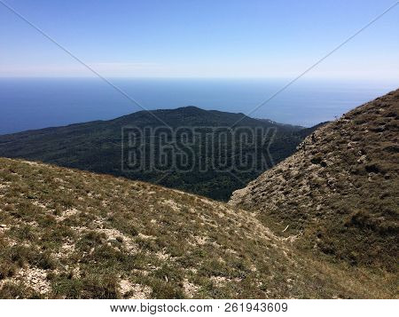 Nature In The Mountains On The Southern Coast Of Crimea. Botkin, Tarakhtashskaya, Miskhorskaya Trail