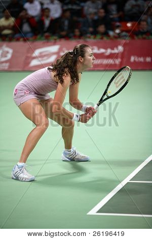 รัสเซียเล่น Galina Voskoboeva เล่นกับ Maria Sharapova ที่กาตาร์รวมเปิดโดฮา Fe