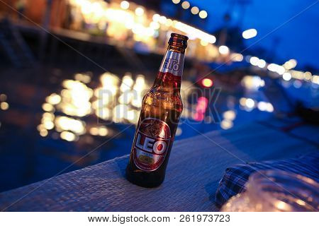 Bangkok, Thailand - June 3 , 2018: Tourist Enjoy Drinking Beer At 