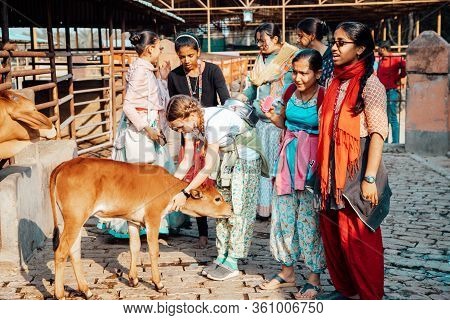 Mayapur, West Bengal, India - February 7, 2020. Multinational Group Of Teenage Girls On A Field Trip