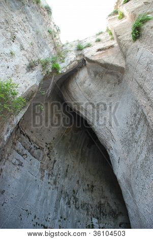 Ear af Dionysius