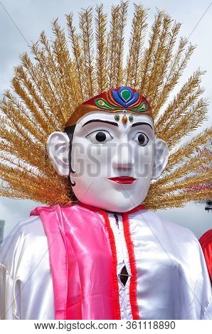 Ondel-ondel The Big Jakarta Traditional Puppet - Indonesia