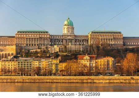 Széchenyi Chain Bridge And Area In Budapest