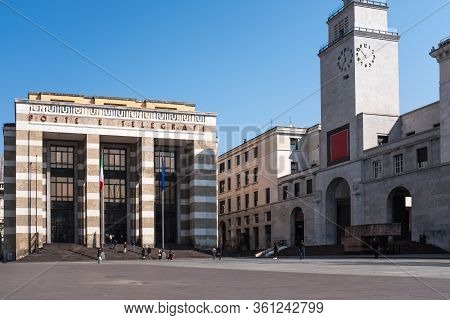 Brescia, Lombardy/italy - 04/03/2020: People Keep A Safe Distance As A Part Of Safety Measures Again