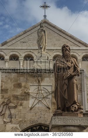 Bethlehem, Palestine, January 28, 2020: City Of Bethlehem. The Church Catherine Next To The Basilica