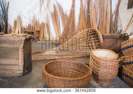 Portugal Madeira Camacha Basket Weave