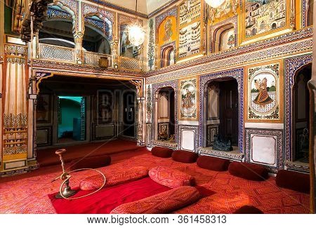 Shekhawati, India: Interior Of Historical Podar Haveli Museum, Built In 1902 With Antique Collection