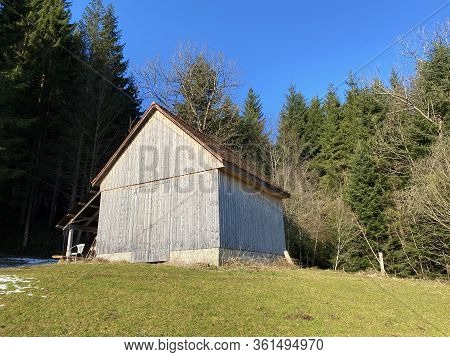 Family Livestock Farms And Traditional Rural Architecture In The Alptal Valley And Along The Alp Riv