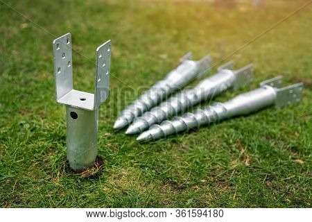 Helical Screw Pile Foundation For Garden Terrace