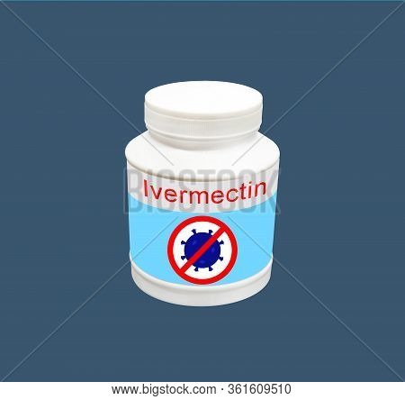 Medicine In A Jar For The Cjvid-19 Virus, Ivermectin, On A Light Background. 3d Illustration.