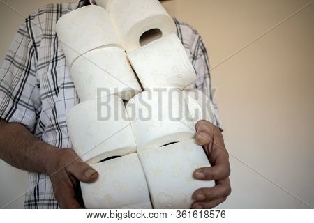 COVID-19 panick buying toilet paper
