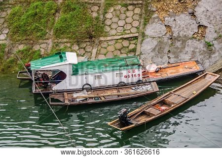 Baidicheng, China - May 7, 2010: Qutang Gorge On Yangtze River. Closeup Of Small Borwn Wooden Motor 