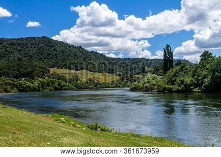 Waikato River Flows Through Ngaruawahai, Waikato, New Zealand