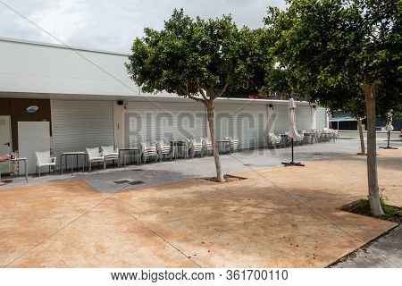 Torrevieja, Valenciana, Spain - Apr 17 2020 : Bar, Shop Or Restaurant Closed For Business During Cov
