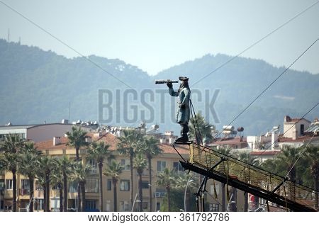 Marmaris,turkey - October 30, 2019:a Galliun Figure On The Bow Of A Sailing Ship In Marmaris