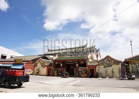 View Landscape Of Leng Chu Kiang Or Chao Mae Lim Ko Niao Chinese Shrine For Thai People Travel Visit