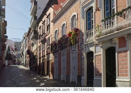 Shopping Street (alvarez De Abreu) In Santa Cruz, La Palma, Canary Isles