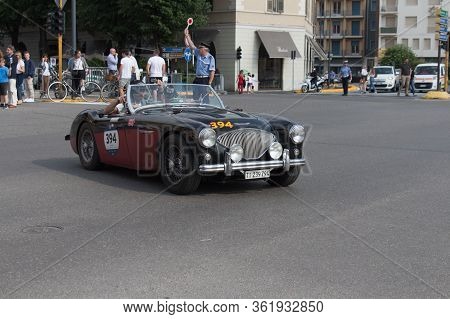 Brescia, Italy - May 19 2018: Austin Healey 100 M Bn2 1955 Is An Old Racing Car In Rally Mille Migli