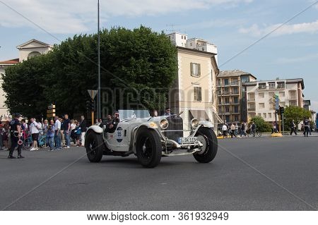Brescia, Italy - May 19 2018: Mercedes-benz 710 Ssk 1928 Is An Old Racing Car In Rally Mille Miglia 