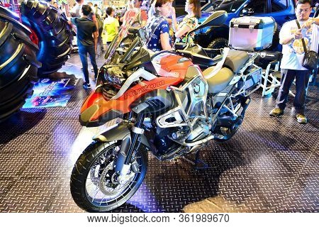 Pasay, Ph - Nov 30 - Bmw R1200 Motorcycle At Manila Auto Salon Car Show On November 30, 2017 In Pasa