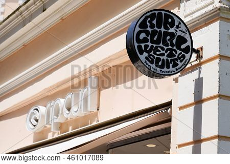 Bordeaux , Aquitaine  France - 08 29 2022 : Rip Curl Logo Sign And Brand Text On Store Facade Surf B