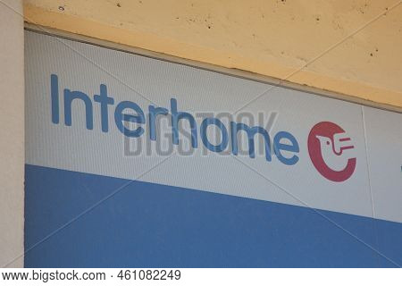 Bordeaux , Aquitaine  France - 08 31 2022 : Interhome Text Sign And Facade Logo Front Of Travel Agen