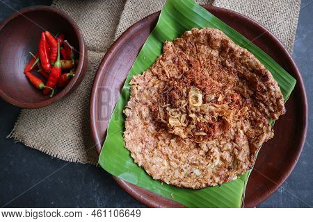 Kerak Telor Or Egg Crust. Kerak Telor Is Spicy Glutinous Rice Omelette With Grated Coconut. Made Fro