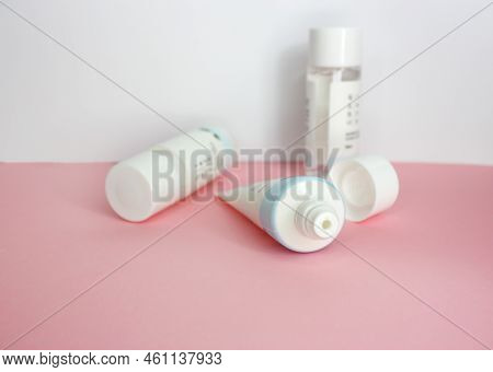 Kyiv, Ukraine - 19 August 2022: Skin Care Products On White And Pink Background. Korean Cosmetics Br