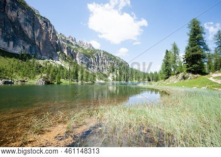 Federa Alpine Lake Landscape, Italian Dolomites Panorama. Mountain Lake Panorama