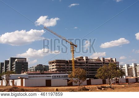 Brasilia, Brazil September 8, 2022 Construction Of New Apartment Buildings In The Northwest Of Brasi