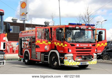 Scania P340 hasící přístroj