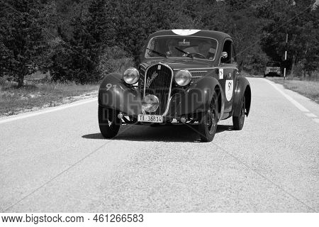 Fiat 508 S Mm Balilla Berlinetta Aerodinamica 1935 On An Old Racing Car In Rally Mille Miglia 2022 T