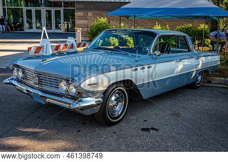 Falcon Heights, Mn - June 18, 2022: High Perspective Front Corner View Of A 1961 Buick Invicta 4 Doo