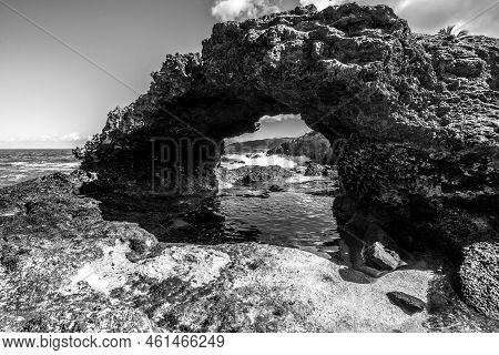 Kea'au Beach Park Rocky Scenes In Oahu Hawaii