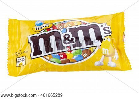 Ukraine, Kiev September 12, 2022. Packet Of Peanut M&m's Milk Chocolate Made By Mars Inc. Isolated O