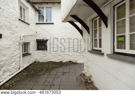 Hawkshead, Cumbria, Uk, 15 August 2018 - Facade Of A White Buildings In The Village Of Hawkshead In 