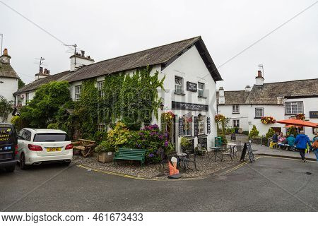 Hawkshead, Cumbria, Uk, 15 August 2018 - Facade Of A White Buildings In The Village Of Hawkshead In 
