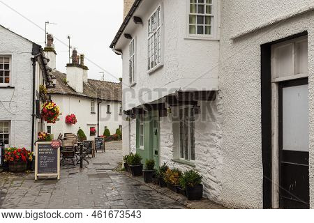 Hawkshead, Cumbria, Uk, 15 August 2018 - Facade Of A White Buildings In The Village Of Hawkshead In 
