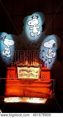 Osaka, Japan On April 8, 2022. A Piano With A Snoopy Image, Perfect For Children To Play. This Piano