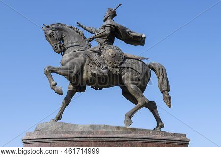 Tashkent, Uzbekistan - September 15, 2022: Monument To Amir Temur (tamerlane) Close-up Against A Blu