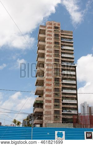 Fortaleza, Ceara, Brazil, September 17 2022 Construction Of A 40 Plus High Rise Apartment Building I