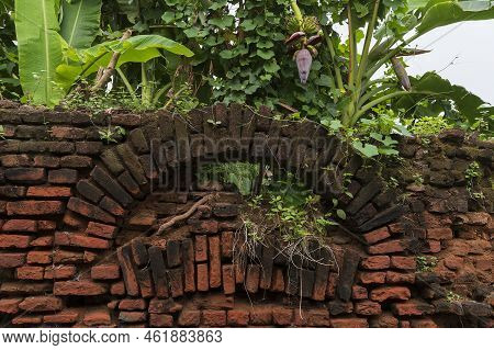 Howrah, West Bengal, India - 26th October 2020 : Old Bricks And Arch Of Andul Rajbarhi , A Palace Or