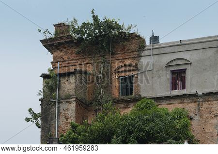 Howrah, West Bengal, India - 26th October 2020 : Andul Rajbarhi , A Palace Or Rajbari Near Kolkata I