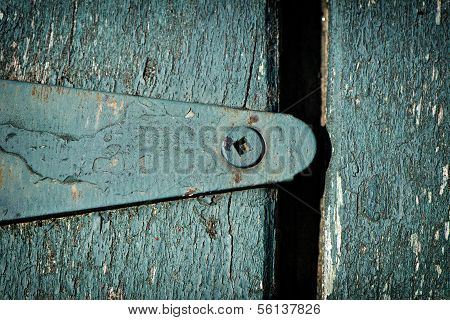 Old Green Hinge