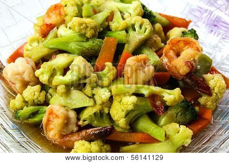 Stir-fry Vegetables And Shrimp.