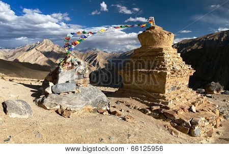 Stupas In Murgum La Pass - Zanskar Trek, Ladakh, Jammu And Kashmir, India