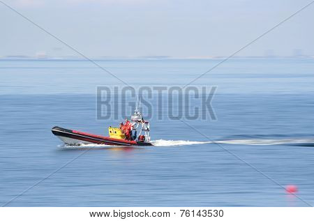 Lifeboat at full speed