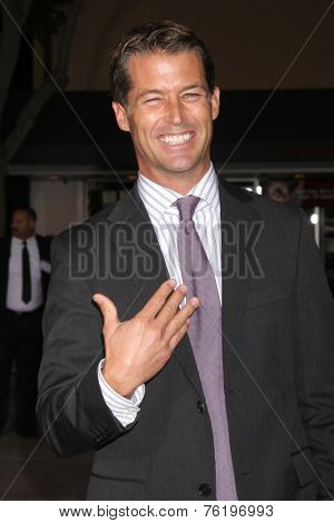 LOS ANGELES - NOV 3:  Zen Gesner at the Dumb and Dumber To Premiere at the Village Theater on November 3, 2014 in Los Angeles, CA