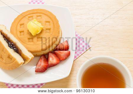 Snack For Tea Break Background / Snack Background